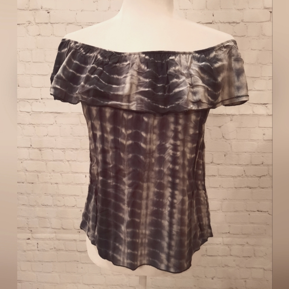 TieDye off the shoulder ruffle top Size Medium